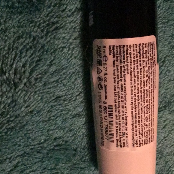 Farmasi makeup Zen extension lash mascara .27 ml - Picture 3 of 3